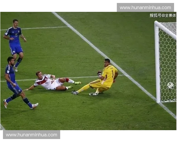当世界杯绝杀一刻定格,激情与泪水交织成永恒传奇史诗篇瞬间绽放光芒